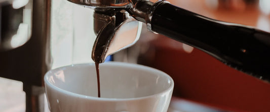 So bereitest du den perfekten Kaffee Lungo zu.